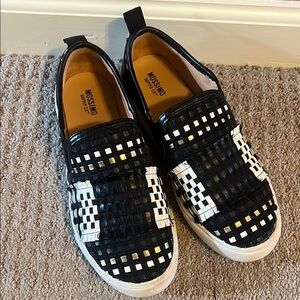 Mossimo Black and White Woven Slip-On
